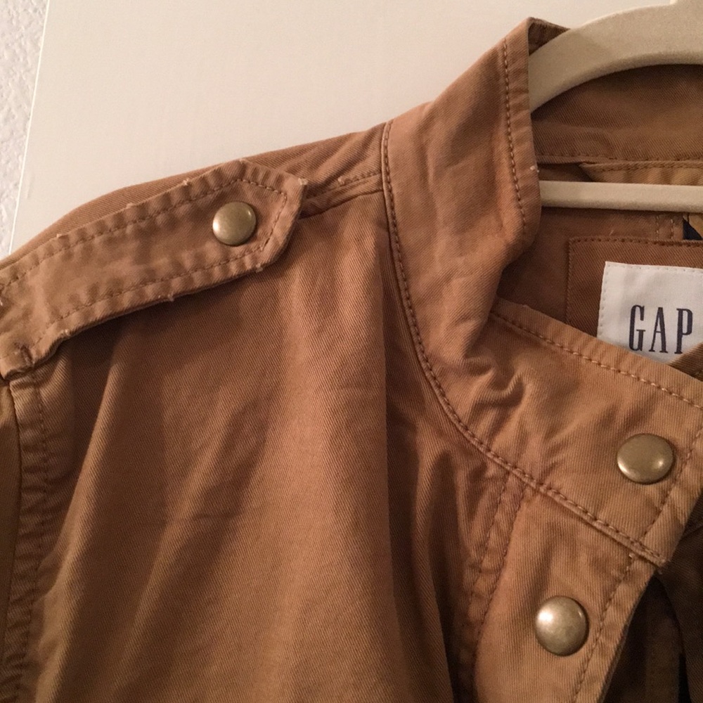 Gap Jacket Size Medium - image 6